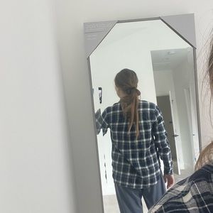 cute brand new button up top